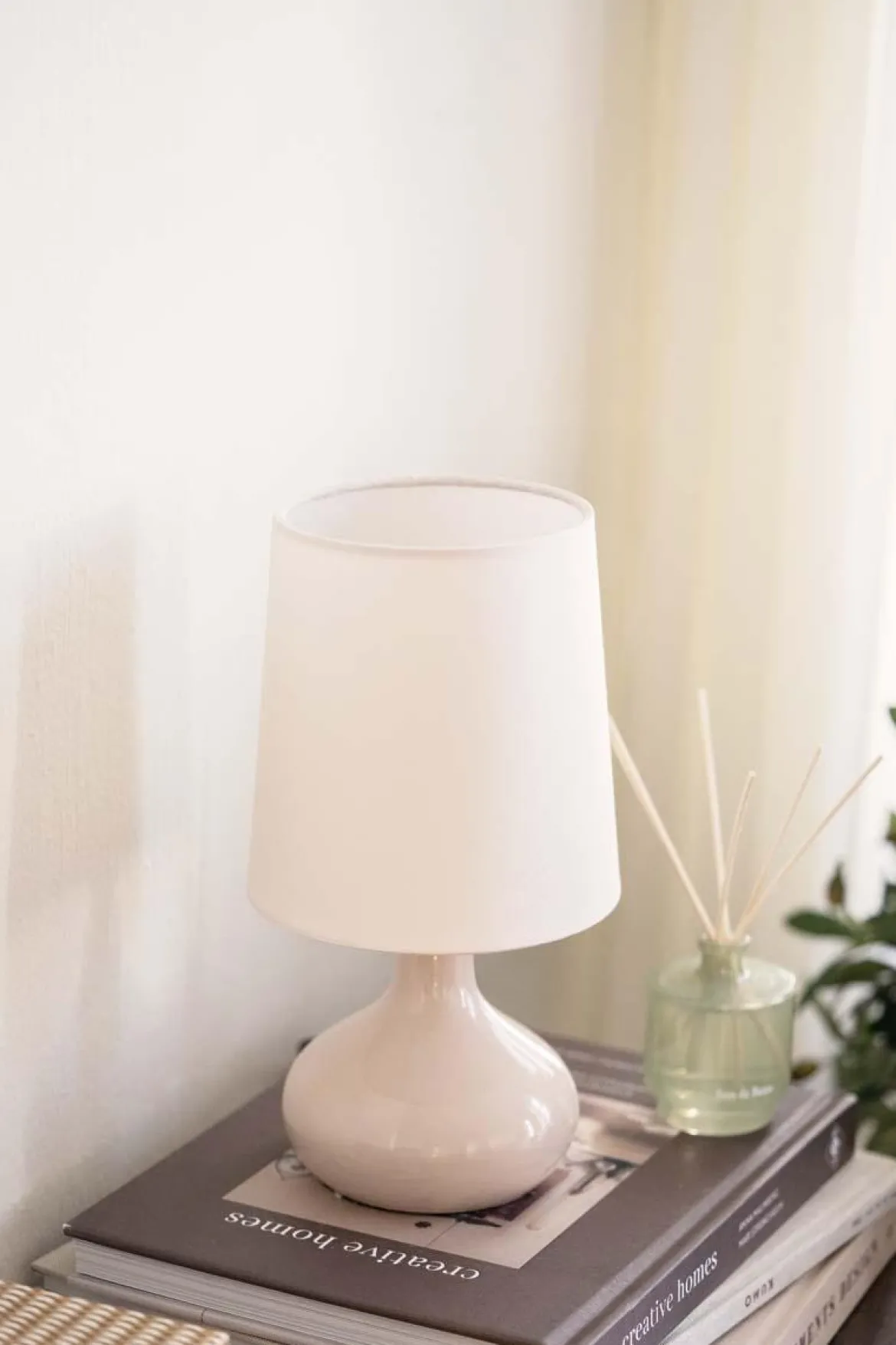 Bordlampe Ine 28 cm beige