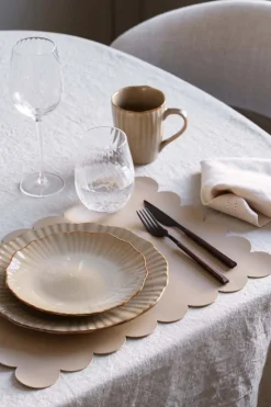 Dekkebrikke Scallop, beige