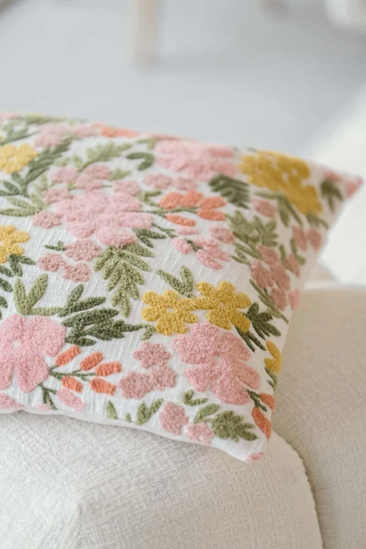 Putetrekk Blomsterdrøm broderi 48x48cm